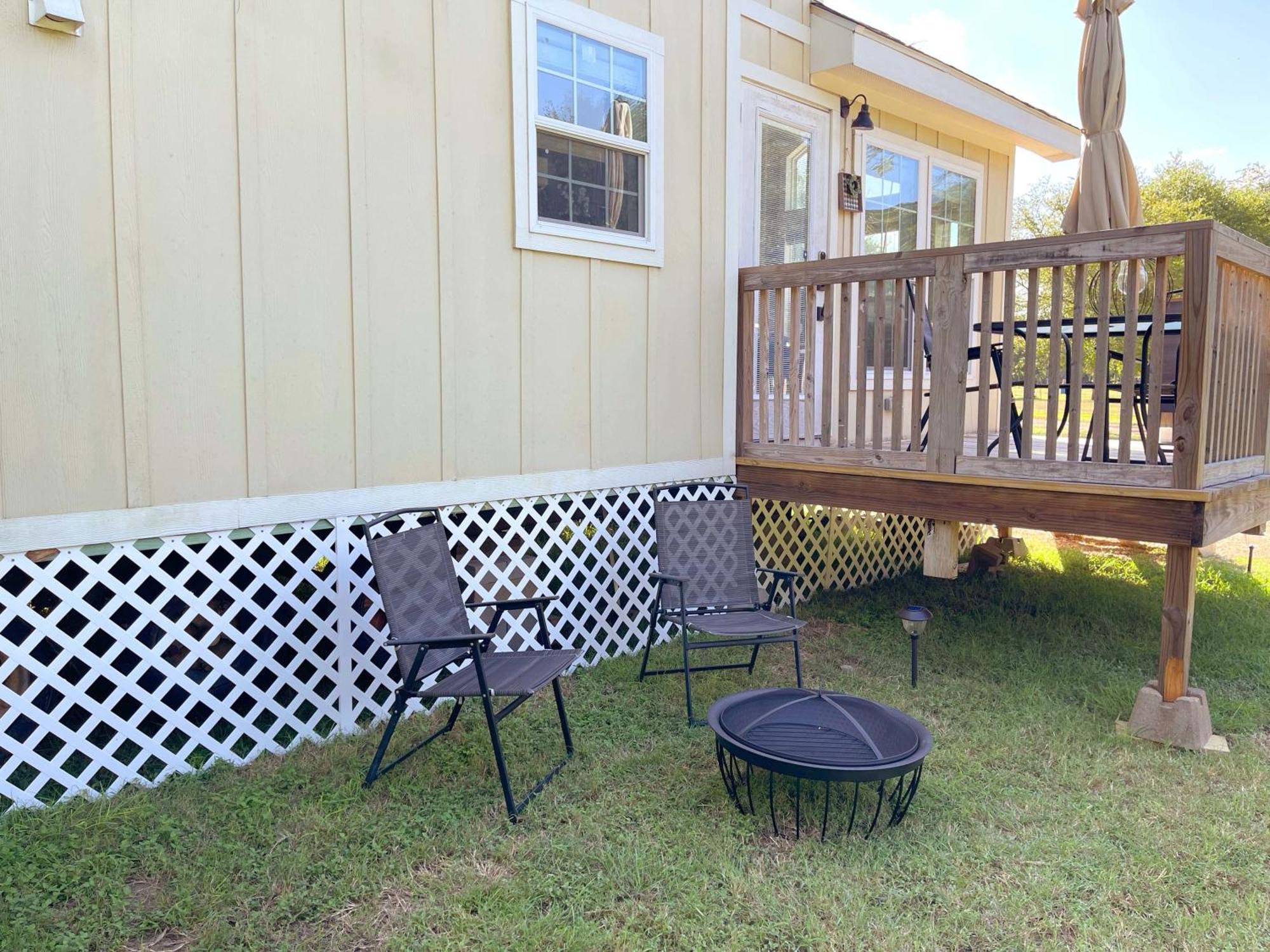 Pet Friendly Tiny House Rental With New Access To Guadalupe River Nbtx New Braunfels Exteriör bild